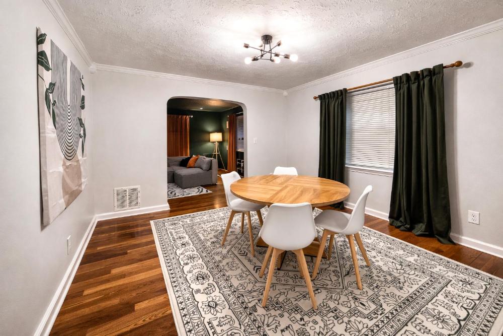 Luxury home 5 mins to Mercedes-Benz Stadium